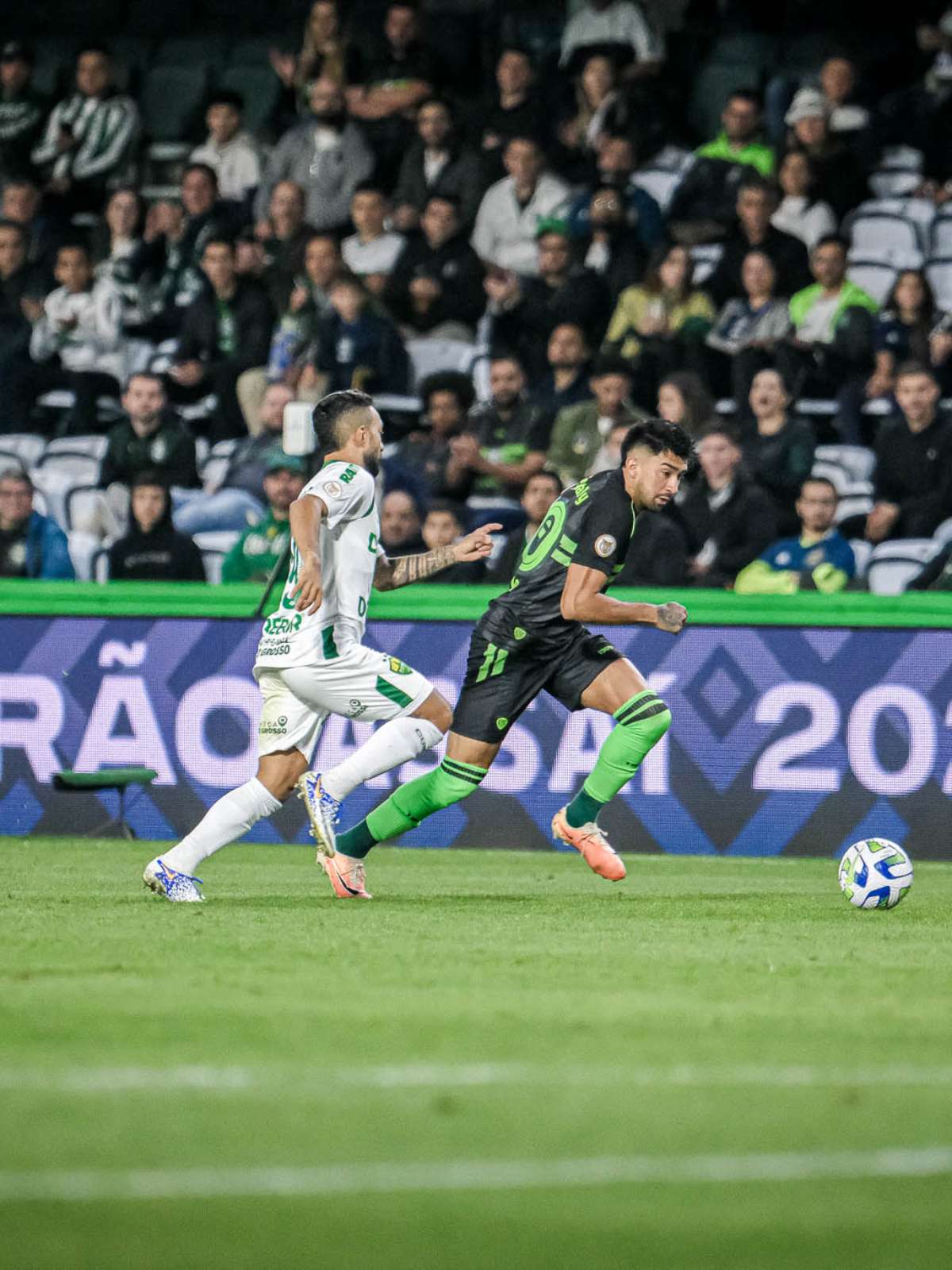 Trio do Coritiba se apresenta a seleções para jogos na Data Fifa