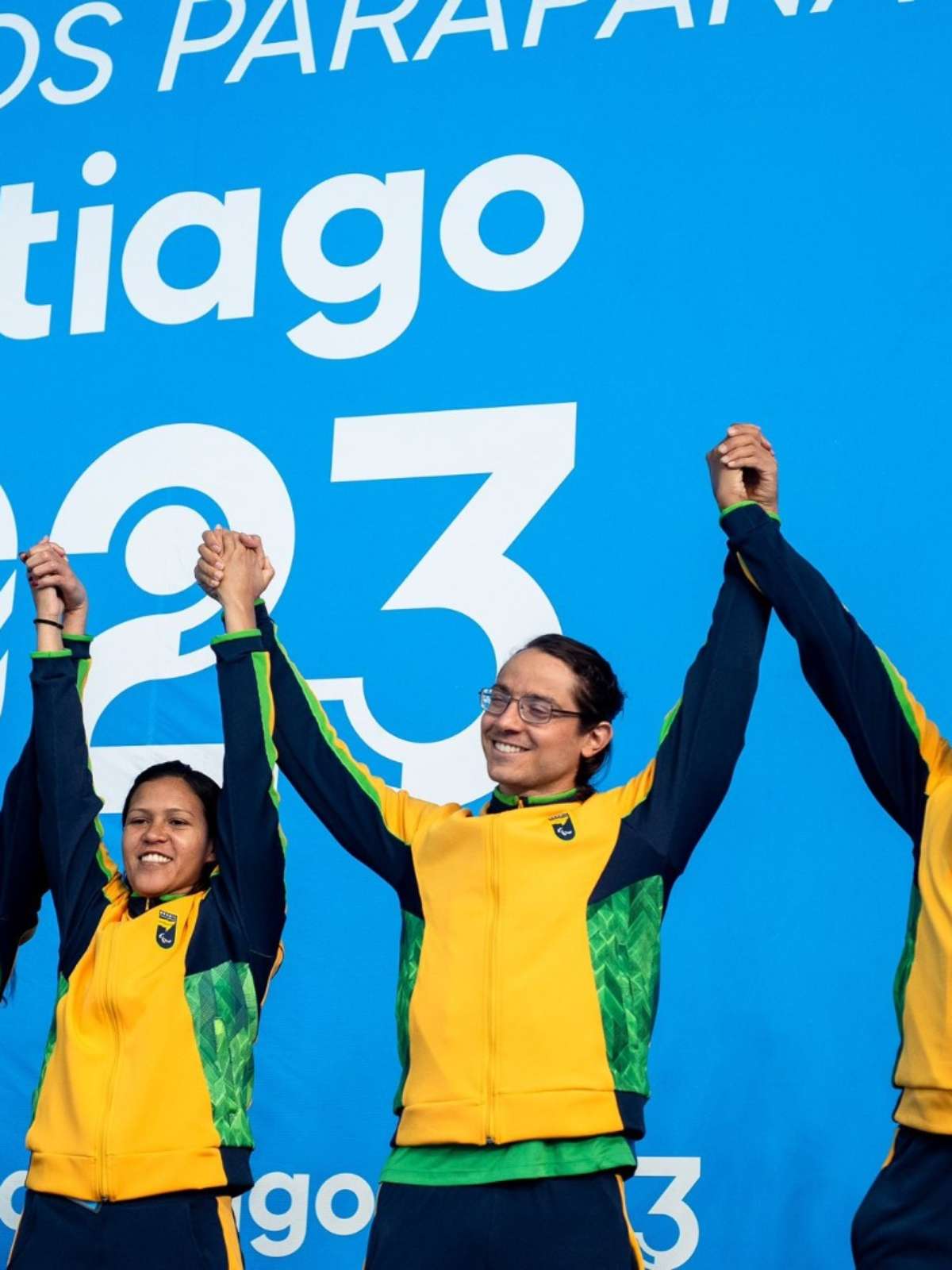 Com 10 medalhas em um único dia, Brasil assume a vice-liderança do