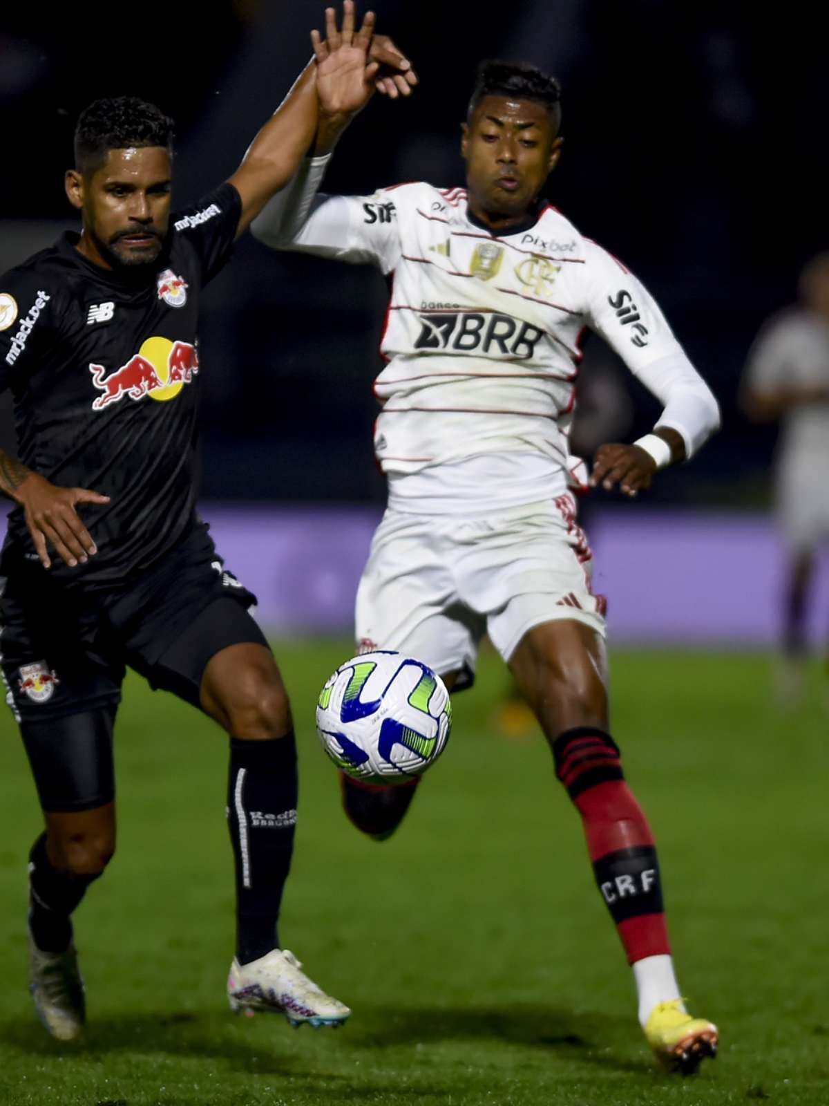 Flamengo x Bragantino: veja onde assistir ao vivo, horário e escalações