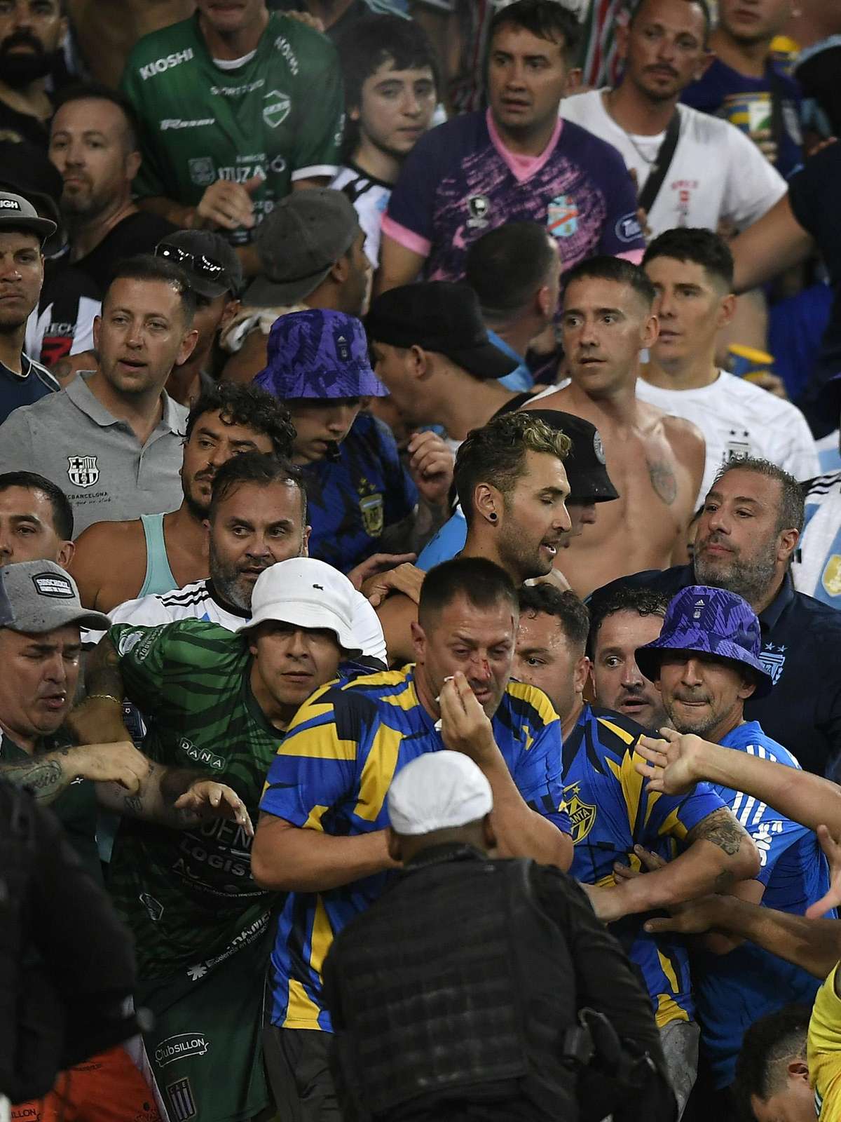 Brasil cai para a Argentina e amarga derrota inédita em clássico marcado  por briga, Esportes