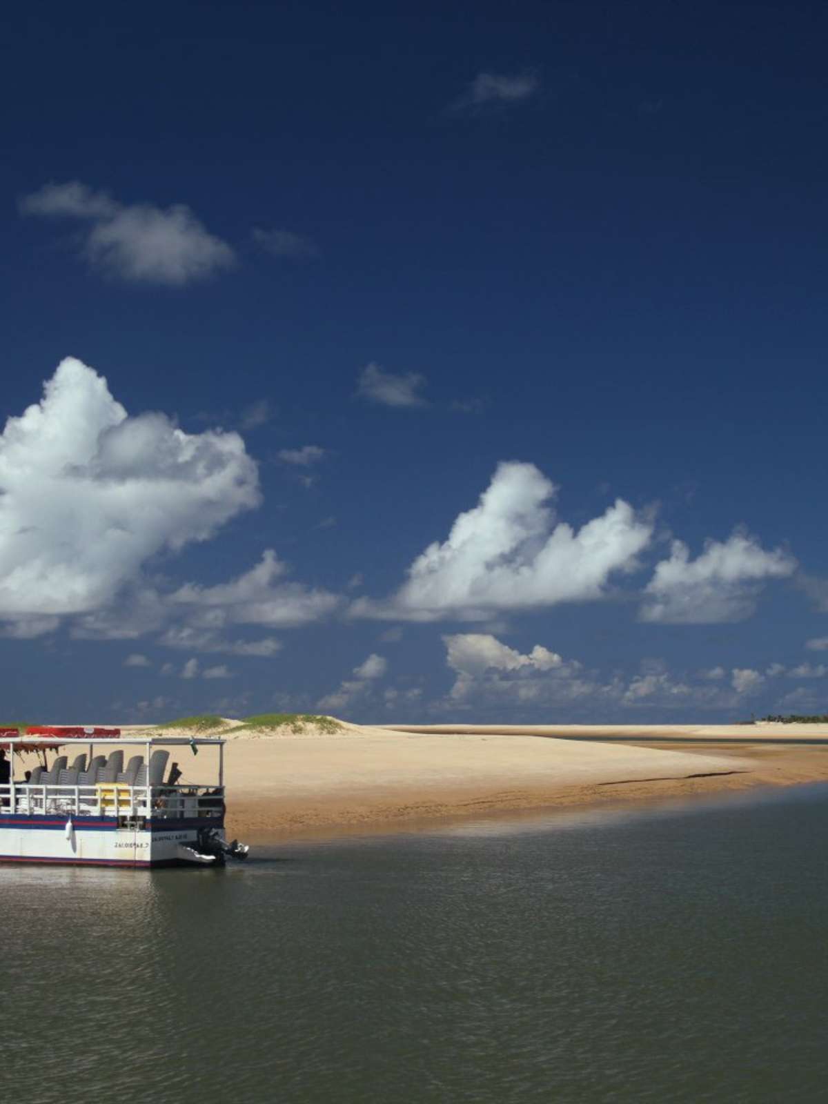 Deseja morar na Praia dos Namorados?