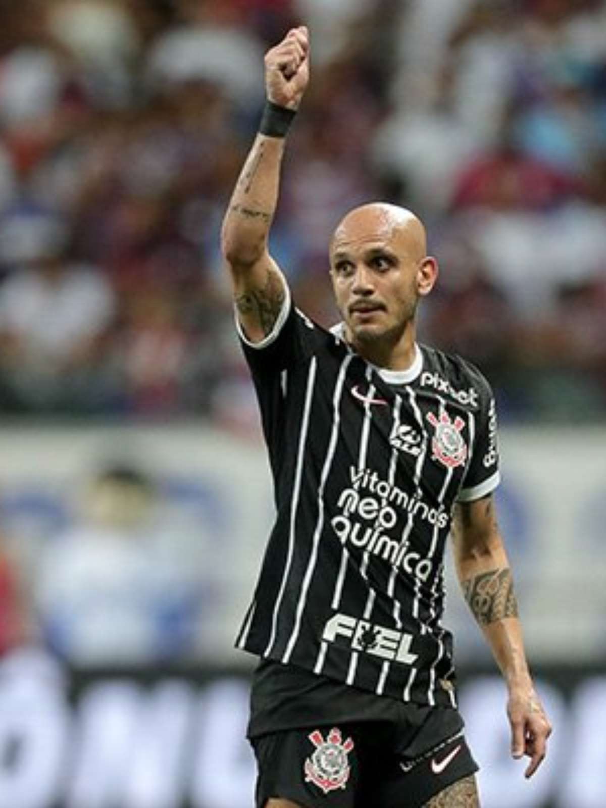 Fábio Santos vai se despedir do Corinthians em jogo contra Internacional;  veja detalhes