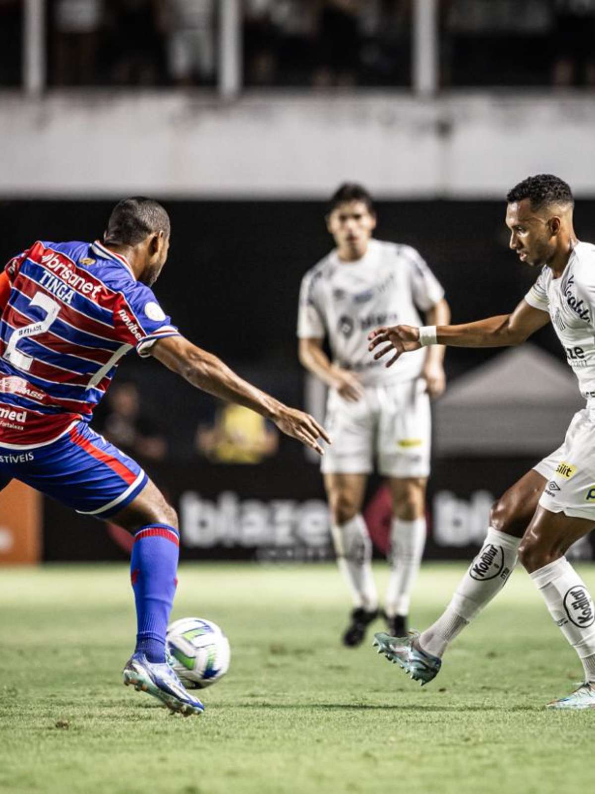 Quanto está Santos x Fortaleza? Veja placar do jogo agora