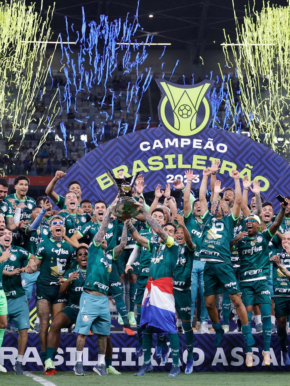 VÍDEO! Leila Pereira comemora empate do Palmeiras e se mantém