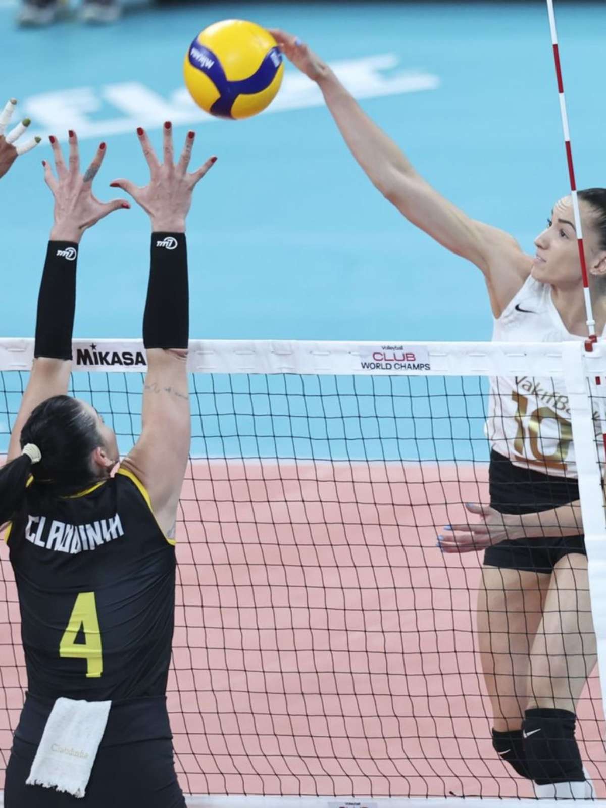 Com Minas e Praia Clube, FIVB divulga tabela do Campeonato Mundial de  Clubes feminino