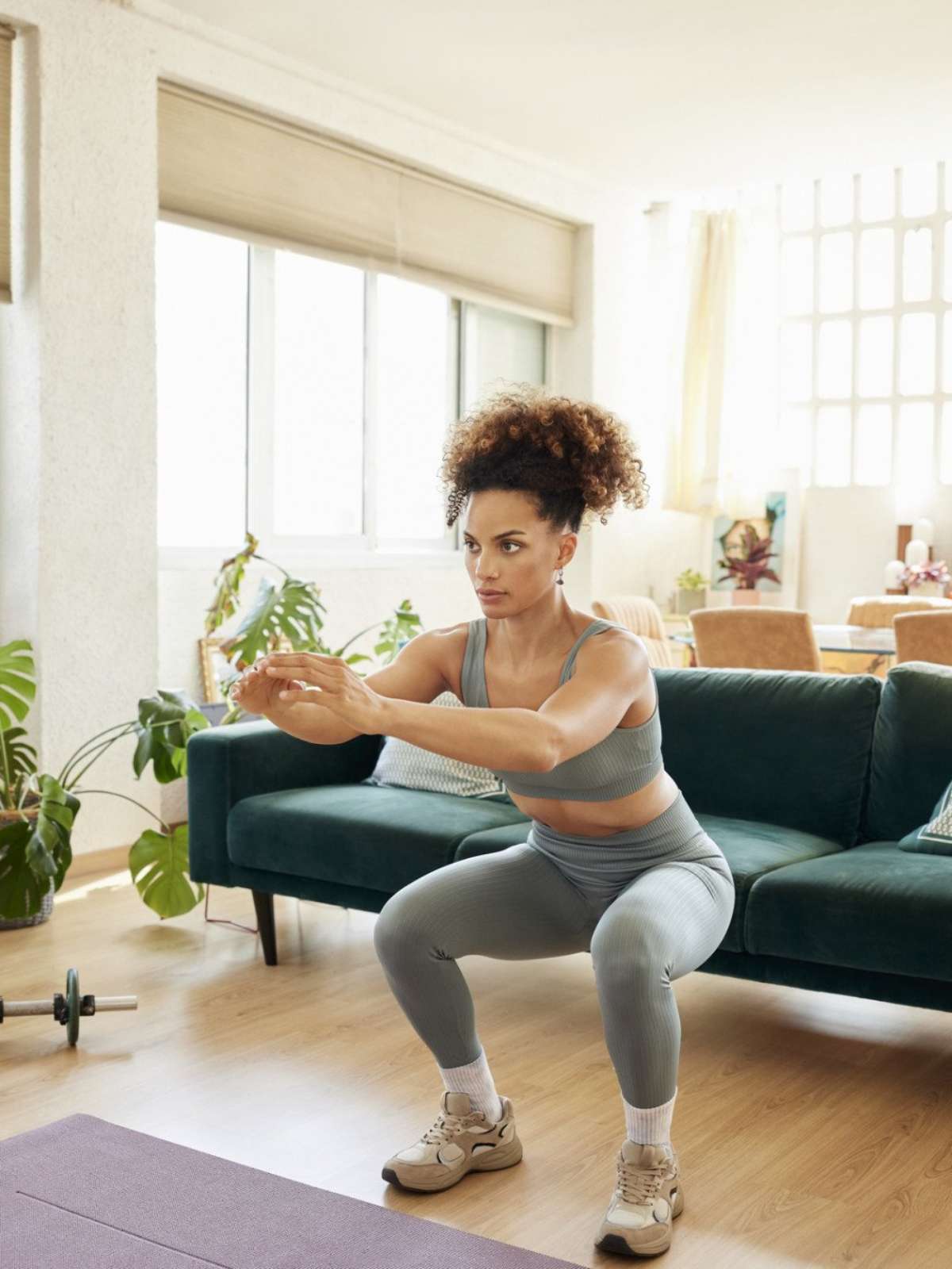 Quantos agachamentos devo fazer por dia? Personal trainer responde!