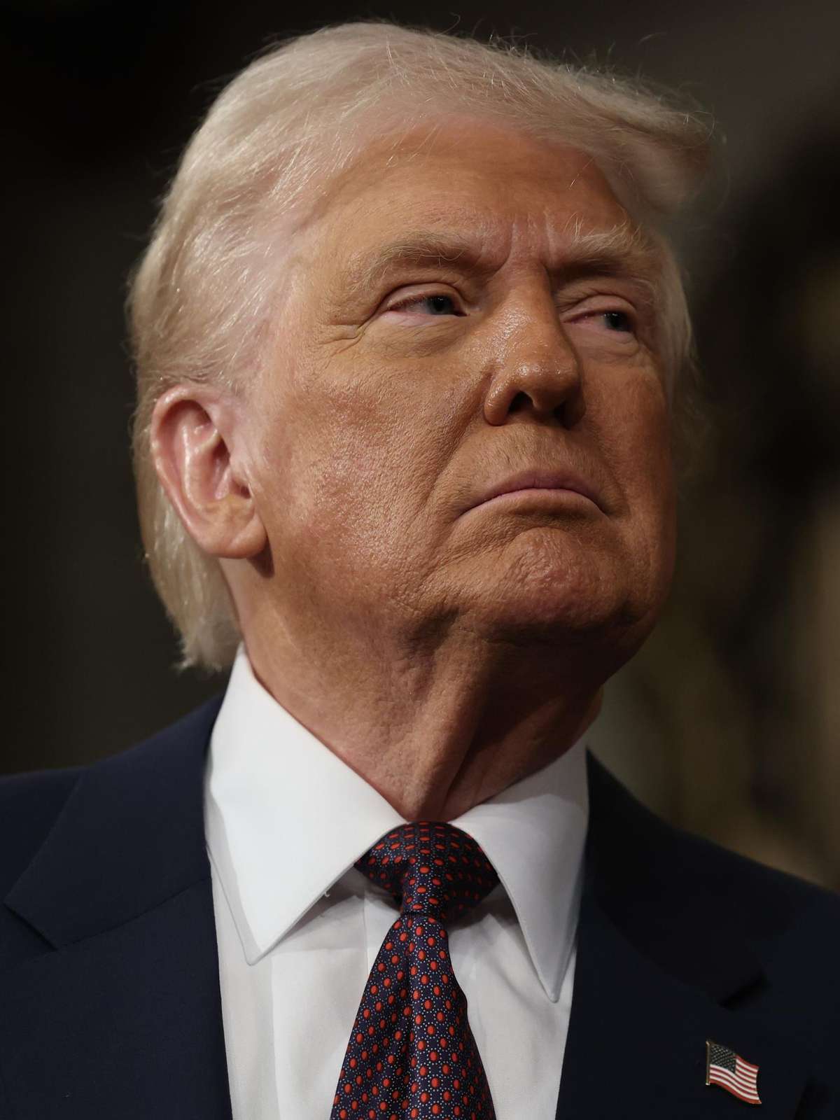 Líderes de setor de criptomoedas se reunirão em cúpula de Trump com foco em  reserva dos EUA