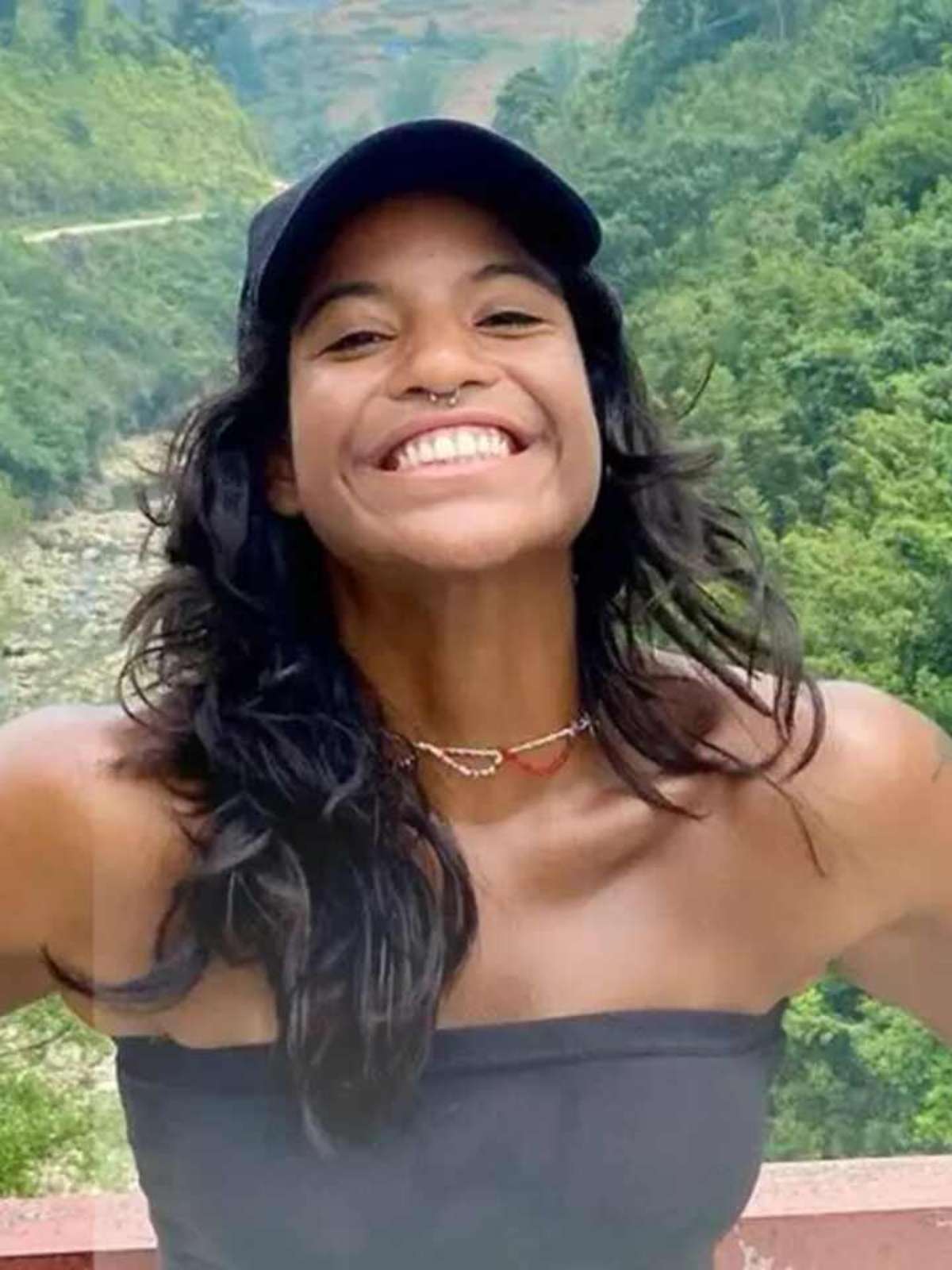 Irmã atualiza o caso de brasileira desaparecida em vulcão na Indonésia