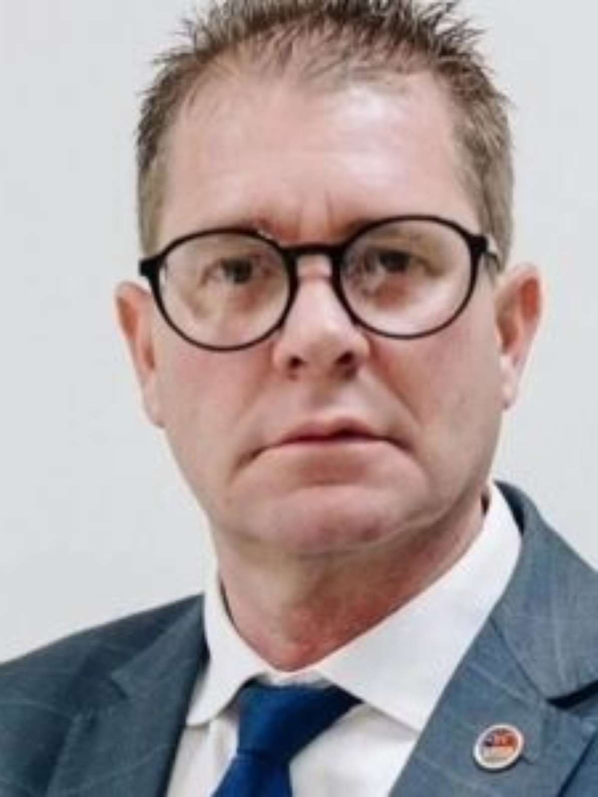 Advogado Luiz Felipe, que defendia presos do 8 de Janeiro, morre após infarto