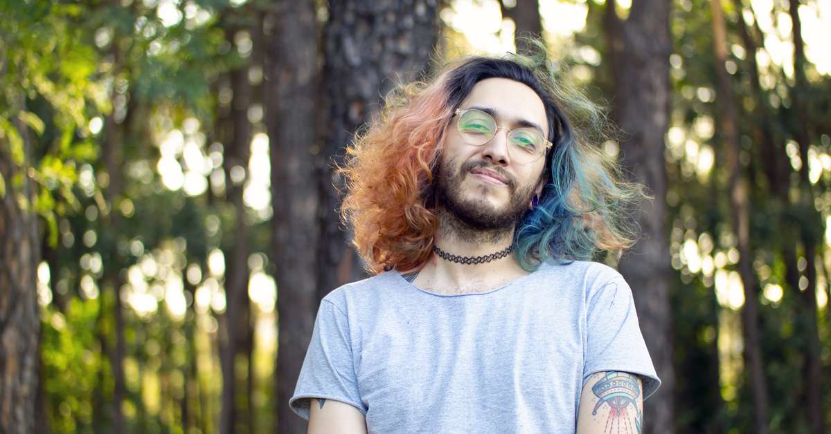 Pessoas trans não binárias existem - e enfrentam diversos desafios