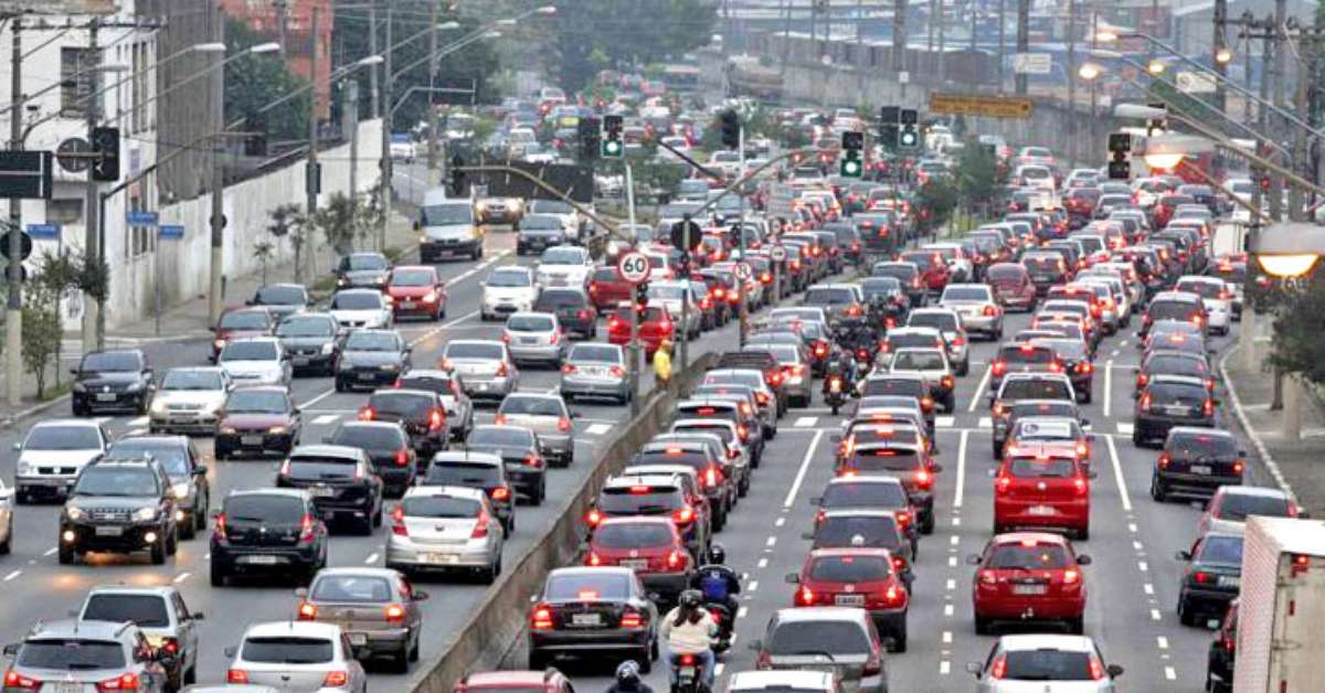 Ônibus mais longo do mundo: número exorbitante de passageiros