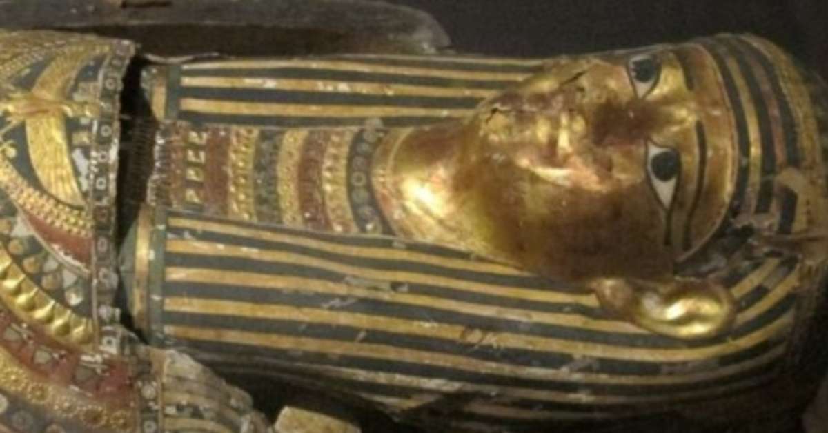 Tecnologia revela rosto de mulher que viveu há 2.500 anos