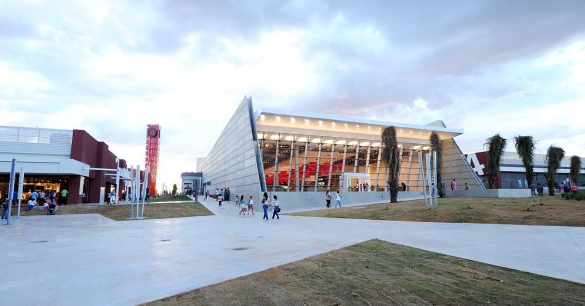 Veja mais de 50 outlets pelo Brasil