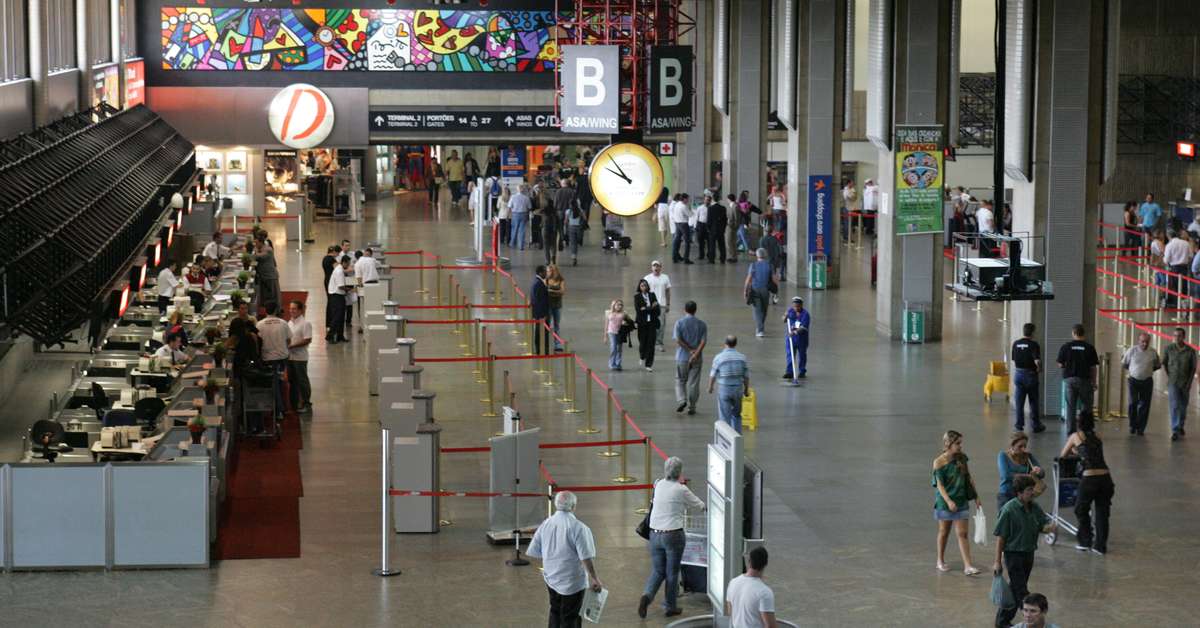 Cite Dois Importantes Portos Africanos Localizado Ao Sul Do Equador