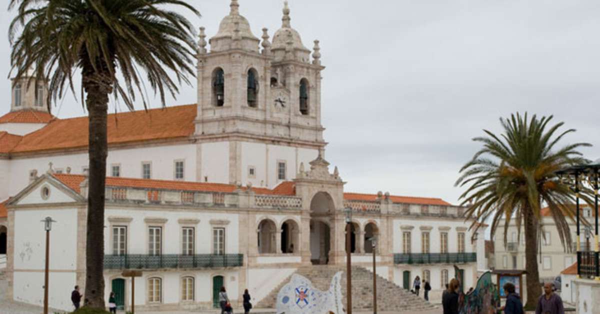 Nazaré, em Portugal, registra maior onda do mundo; conheça Nazaré, em Portugal, registra maior onda do mundo; conheça