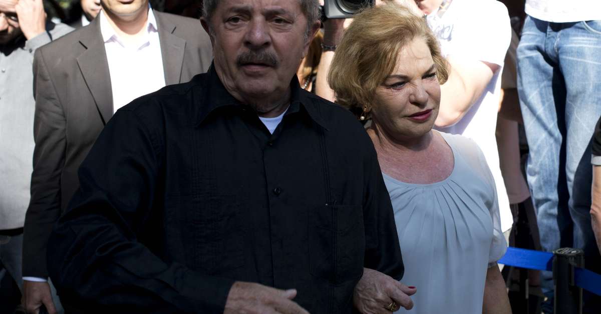 Família de Lula pede reparação por divulgação de grampos