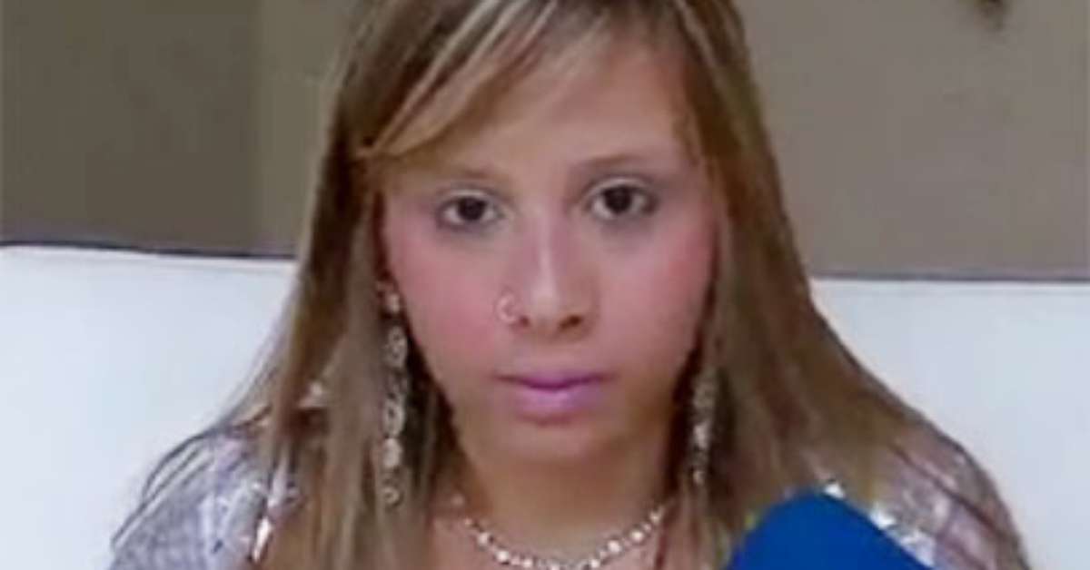 Corpo da filha do cantor Giovani é enterrado no interior de São Paulo Purepeople