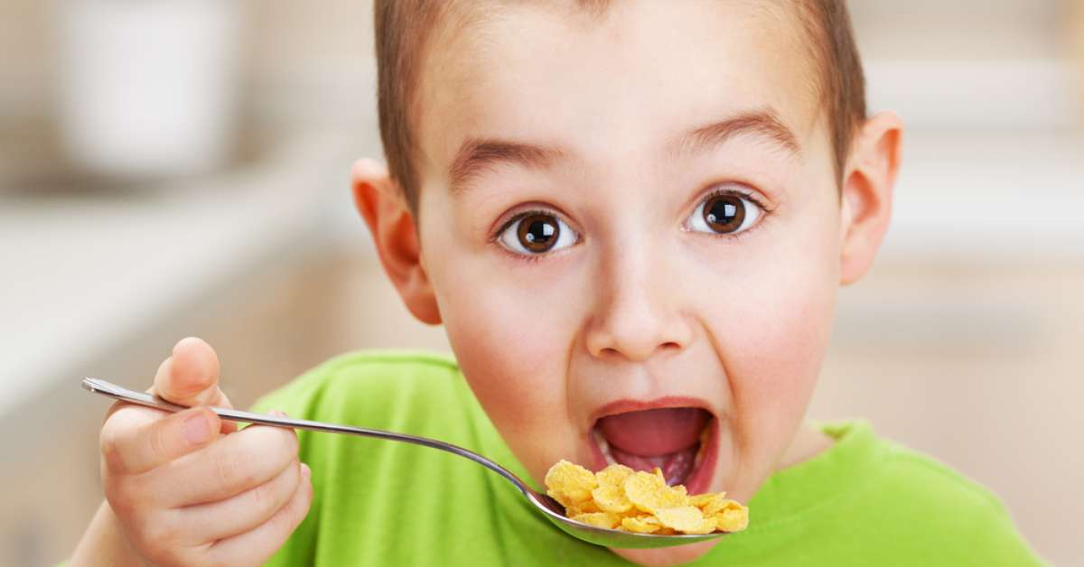 Descubra O Que E Quanto Seu Filho Precisa Comer Diariamente