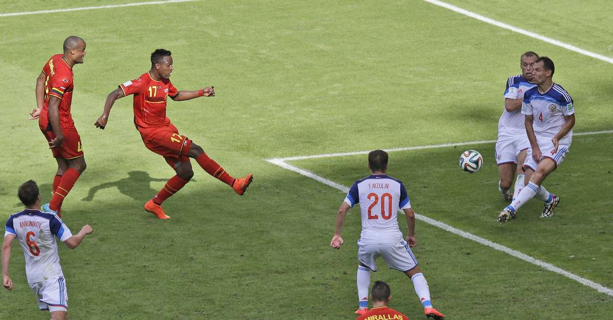 Sob grito de time sem vergonha, Bélgica bate Rússia e avança