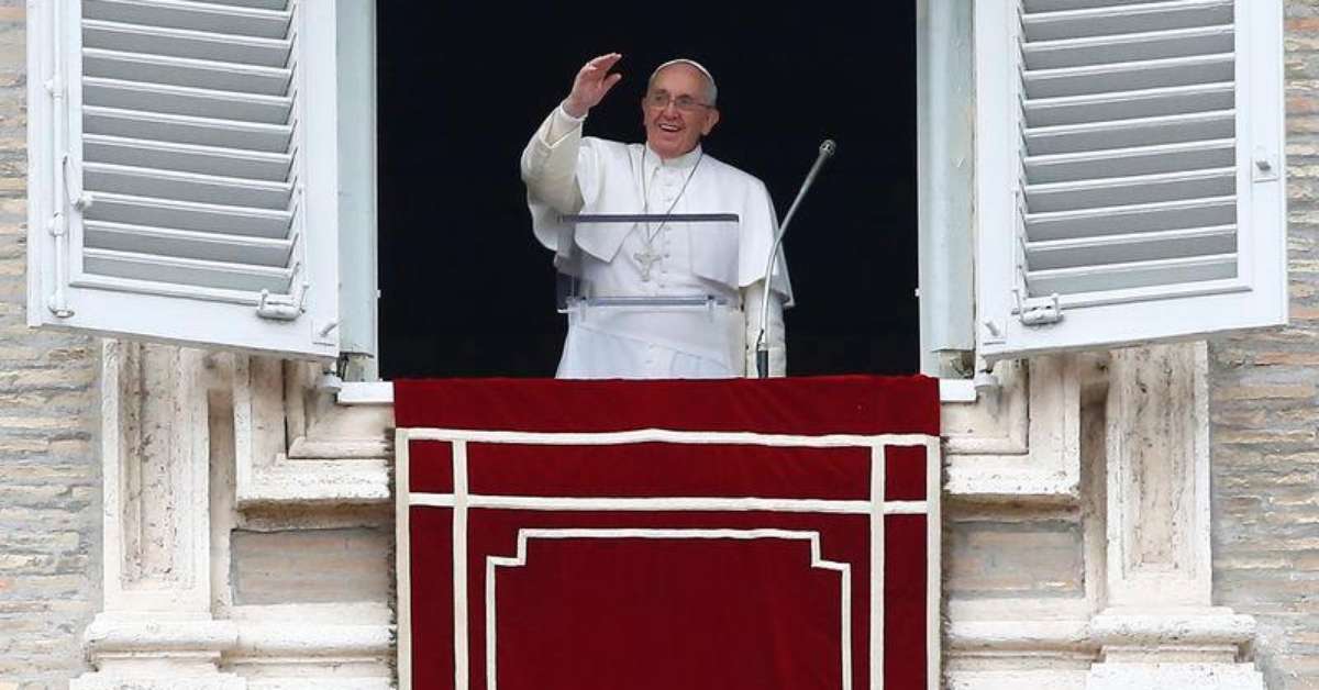 Pode entrar com Guarda-chuva no Vaticano?