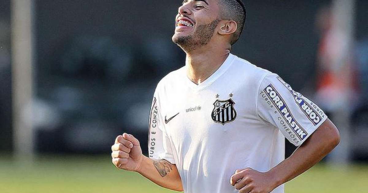 Goleador Da Base Fica Sem Contrato E Deve Deixar Santos