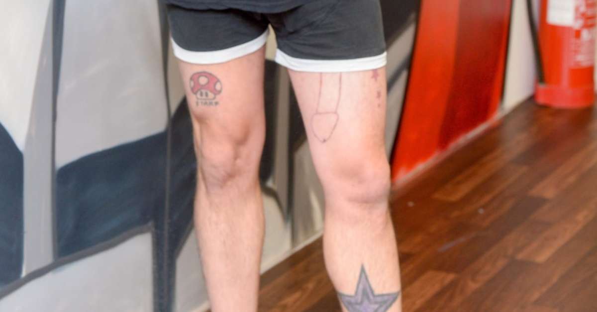Fotos De Penis De 16 Cm Homem apaga tatuagem de pênis de 16 cm para salvar casamento