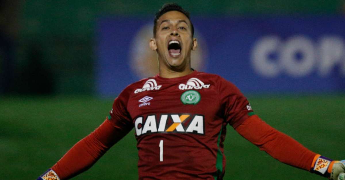 Goleiro Danilo Da Chapecoense Ganhar Cinebiografia