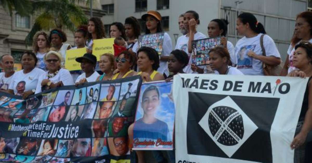 mortes-de-negros-foi-2-5-vezes-maior-que-de-brancos-em-2015