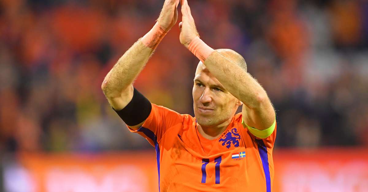Robben anuncia aposentadoria da Holanda após eliminação