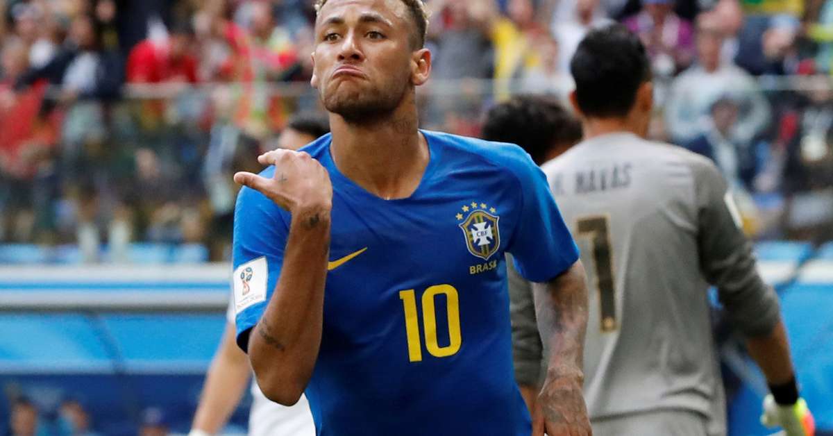 Neymar passa Romário como quarto maior artilheiro da Seleção