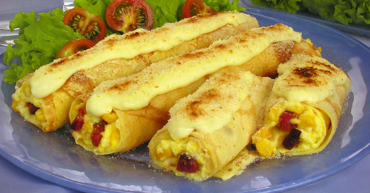 Panqueca com creme de milho e bacon