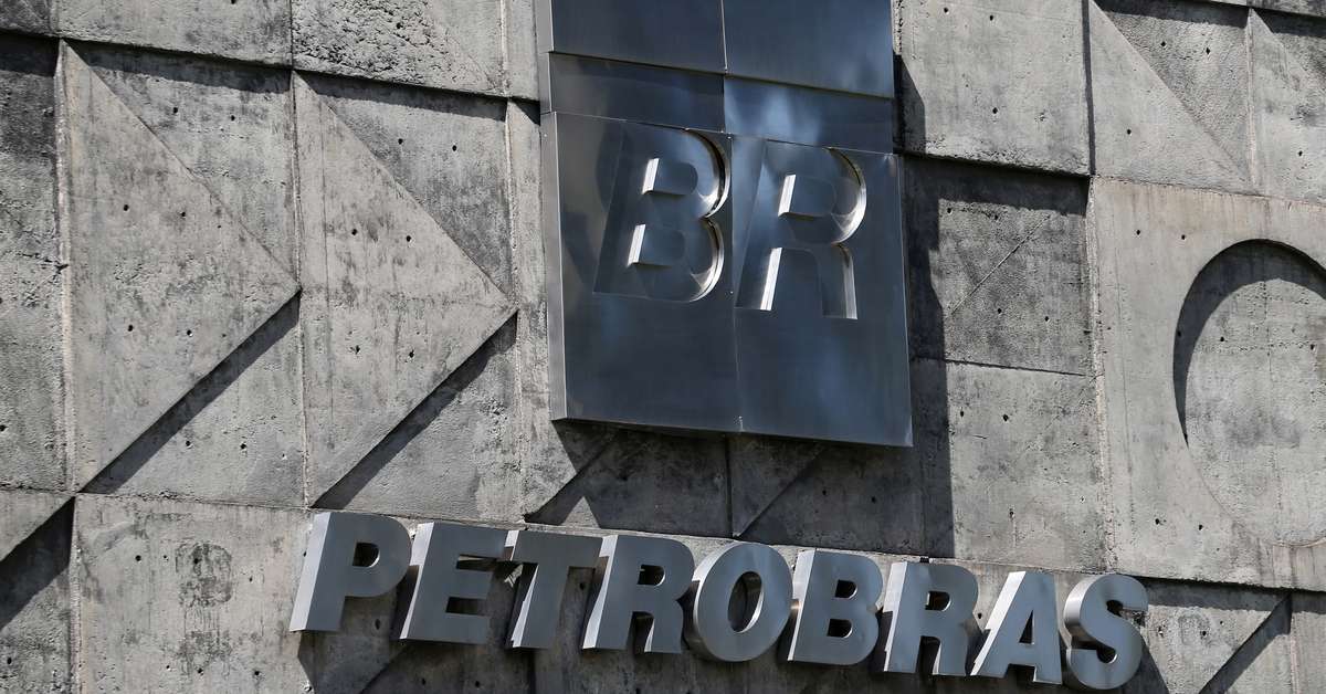 Petrobrás Avalia Vender Até 30% Da BR Distribuidora