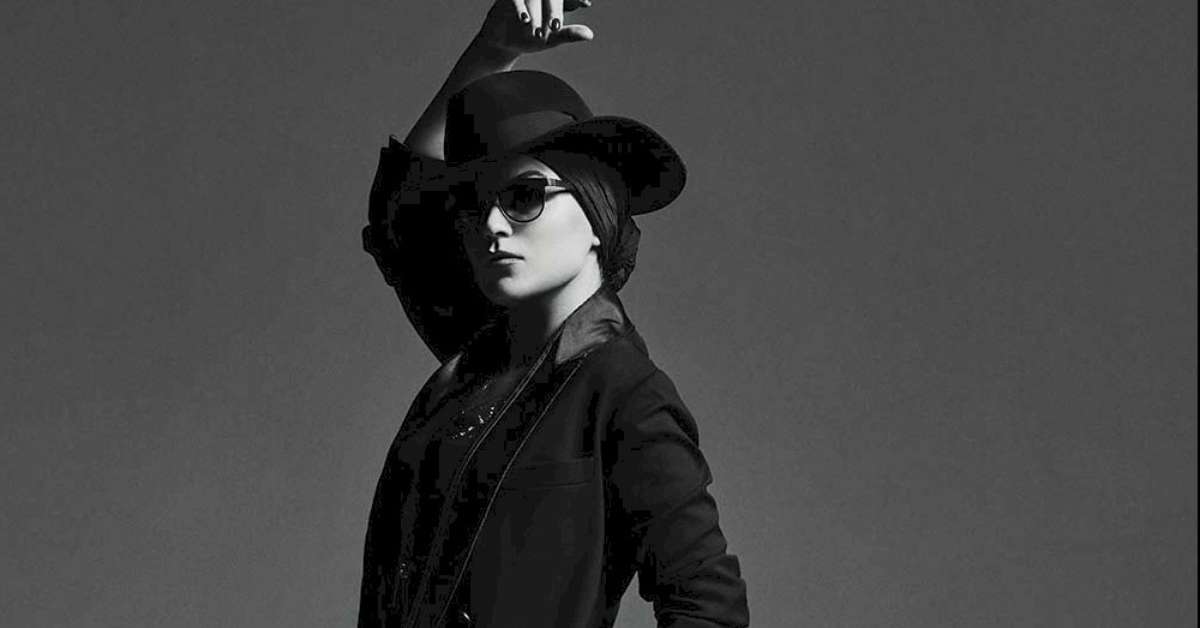 Melody Gardot From Paris With Love Arte Ouça "From Paris With Love", uma parceria da cantora americana Melody