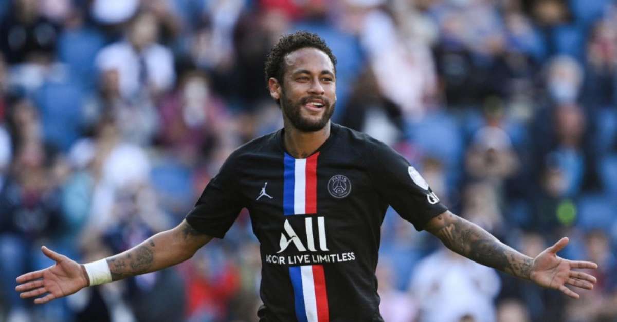 Neymar se isola como o brasileiro