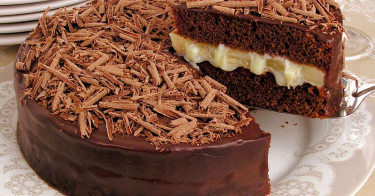 7 bolos recheados e práticos para provar no lanche da tarde