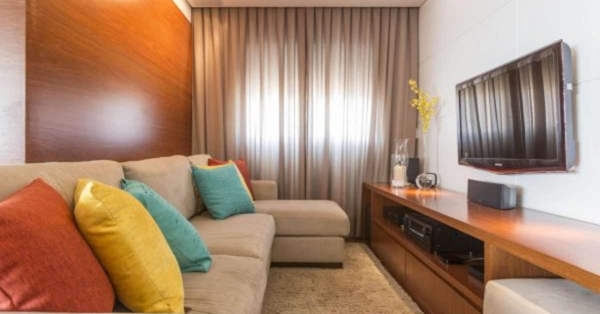 Dicas Para Escolher A Melhor Cortina Para Sala Pequena Para que sepas cómo hacer cortinas para salón muy modernas o dormitorios te dejamos el siguiente video de youtube con el que aprenderás a hacerlas en tan sólo 10 minutos. escolher a melhor cortina para sala pequena