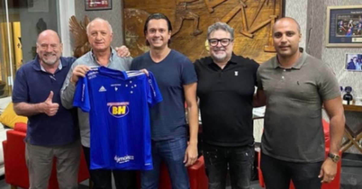 Novo técnico! Cruzeiro acerta com Felipão até o final de 2022 Novo técnico! Cruzeiro acerta com Felipão até o final de 2022