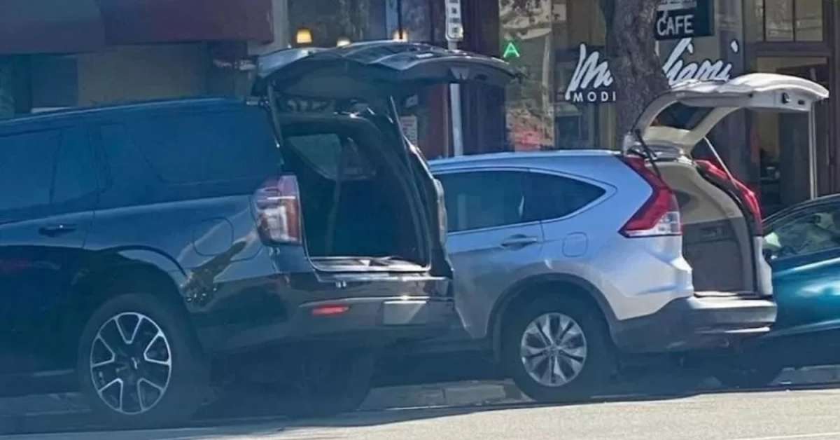 Americans leave the trunk of the car open to prevent theft