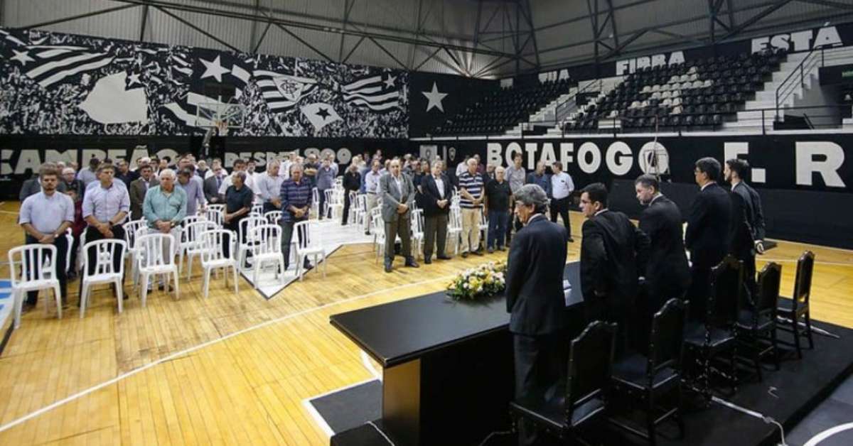 conselheiros do Botafogo votam pela aprovação da compra da SAF conselheiros do Botafogo votam pela aprovação da compra da SAF