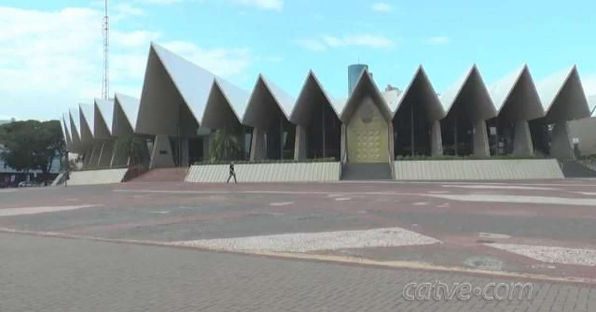 Entorno da Catedral Nossa Senhora Aparecida será fechado em Cascavel