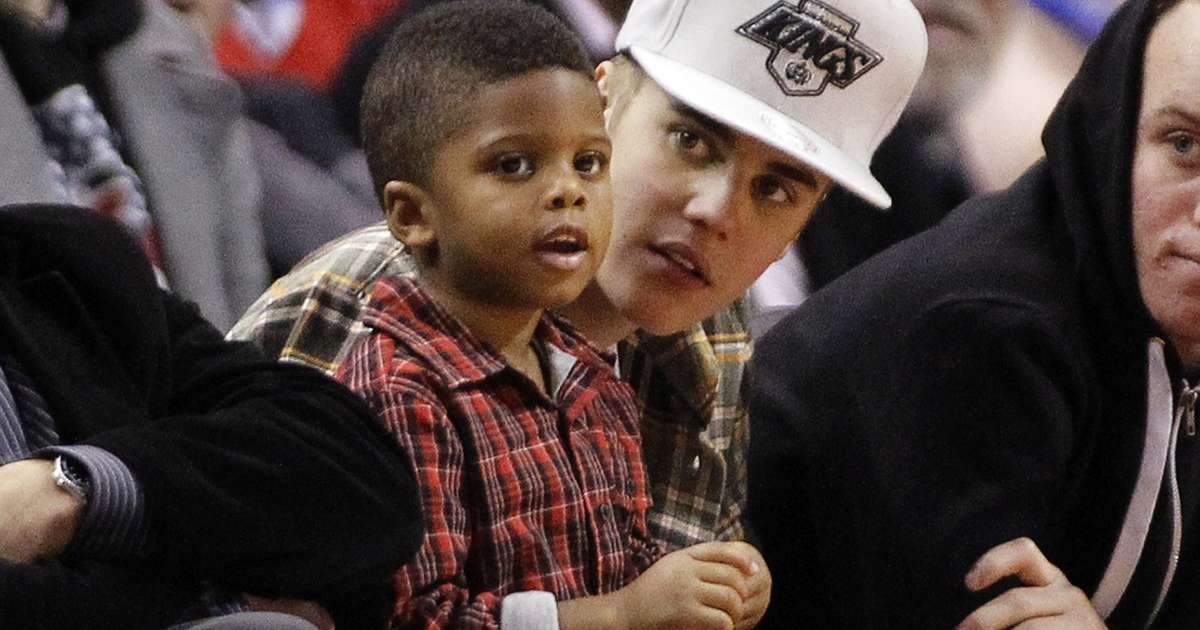 Jogador de basquete da NBA teria expulsado Justin Bieber de café