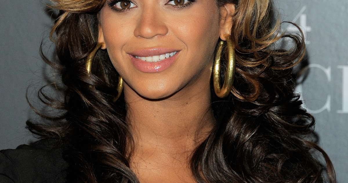 Beyoncé lança fragrância clássica e provocante