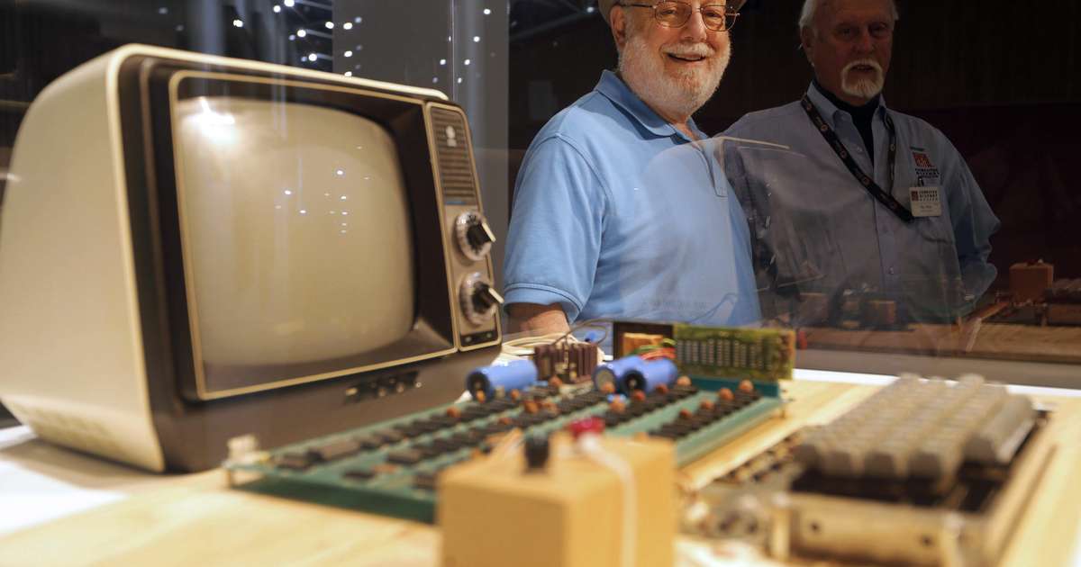 Primul Computer Apple Primeiro computador da Apple é leiloado por US$ 387 mil