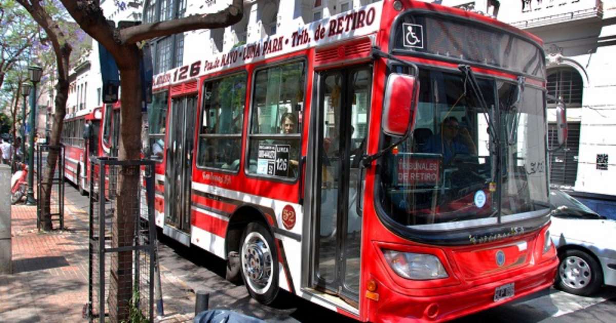 Converta e saiba quanto custa o ônibus em 10 cidades