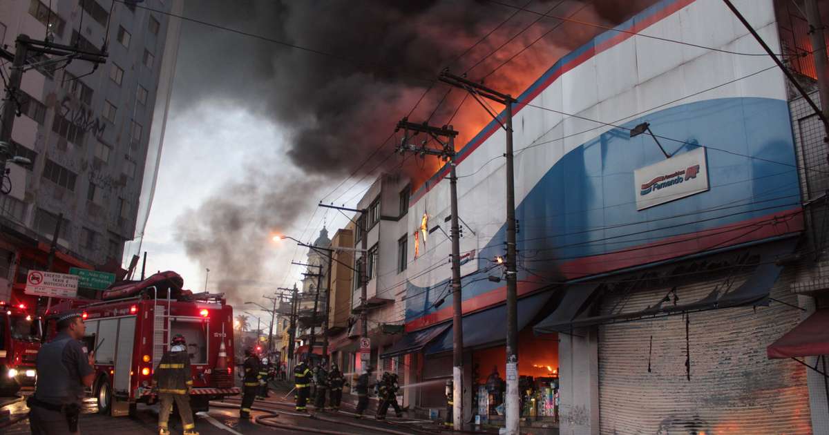 Após incêndio, imóvel das lojas Móbile não tem risco de