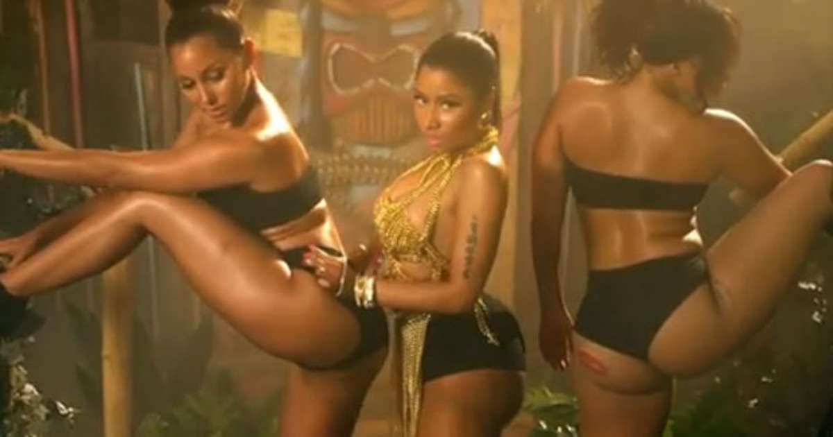Dançarina de Nicki Minaj é picada por cobra em ensaio do VMA