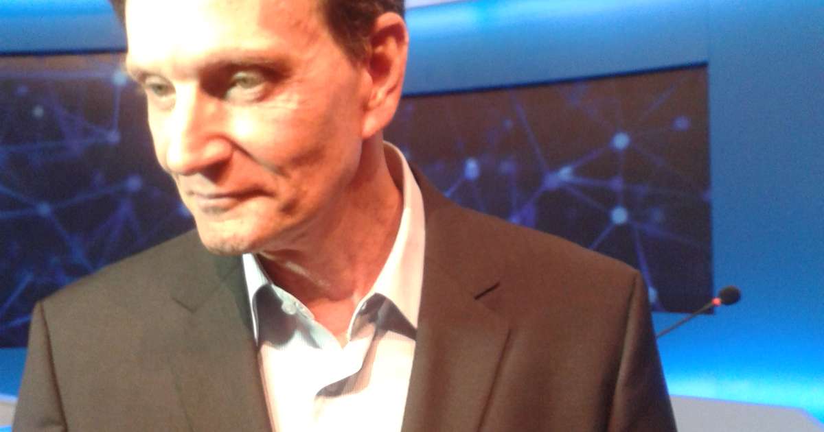 Eleições 2014: ‘Bispo cantor’, Crivella faz campanha na TV com música e ...