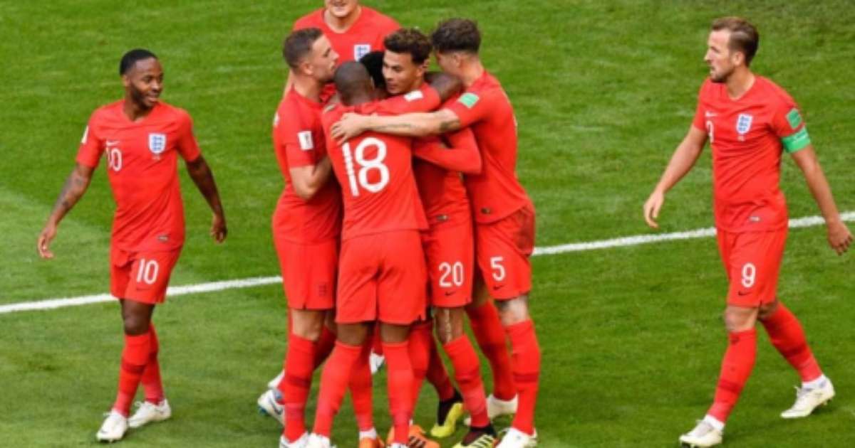 Agora vai? Inglaterra está mais perto de fazer o 'futebol voltar