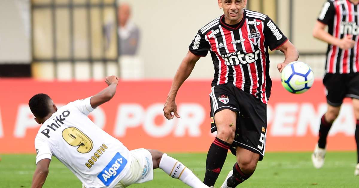 Em jogo travado, Santos e São Paulo não saem do zero na Vila