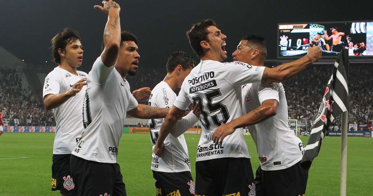 Corinthians supera Flamengo e vai à final da Copa do Brasil